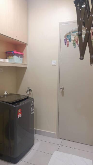 Bali Residence By Beca Inn , Musliim Only Malacca Ngoại thất bức ảnh
